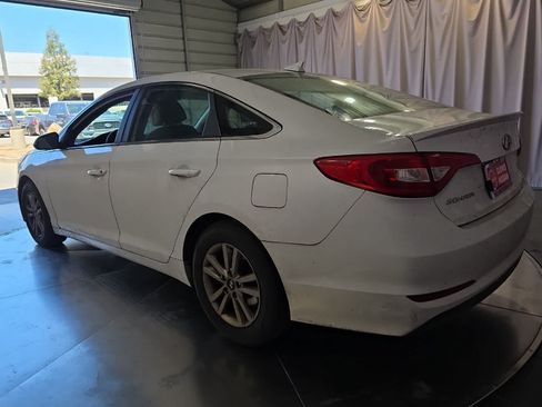 Used 2016 Hyundai Sonata SE FWD image 7
