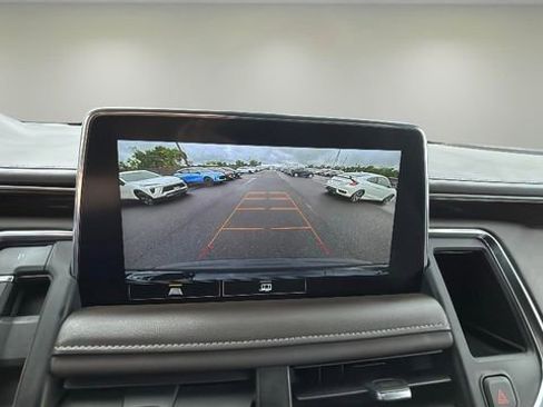 Used 2021 GMC Yukon XL SLE image 18