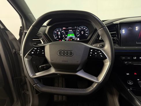 Used 2022 Audi Q4 e-tron Prestige AWD/4WD image 13