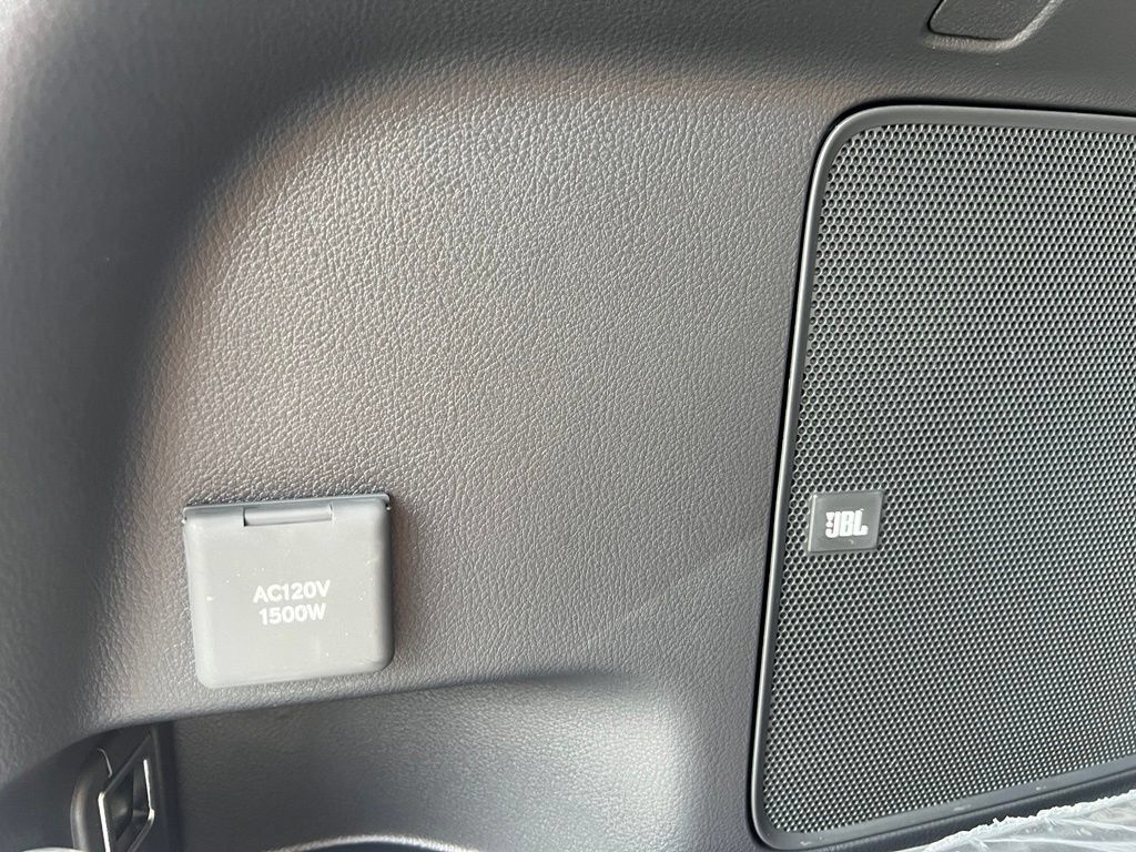 Certified 2026 Toyota Grand Highlander AWD Hybrid image 45