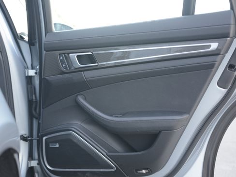 Certified 2023 Porsche Panamera Platinum Edition RWD image 33
