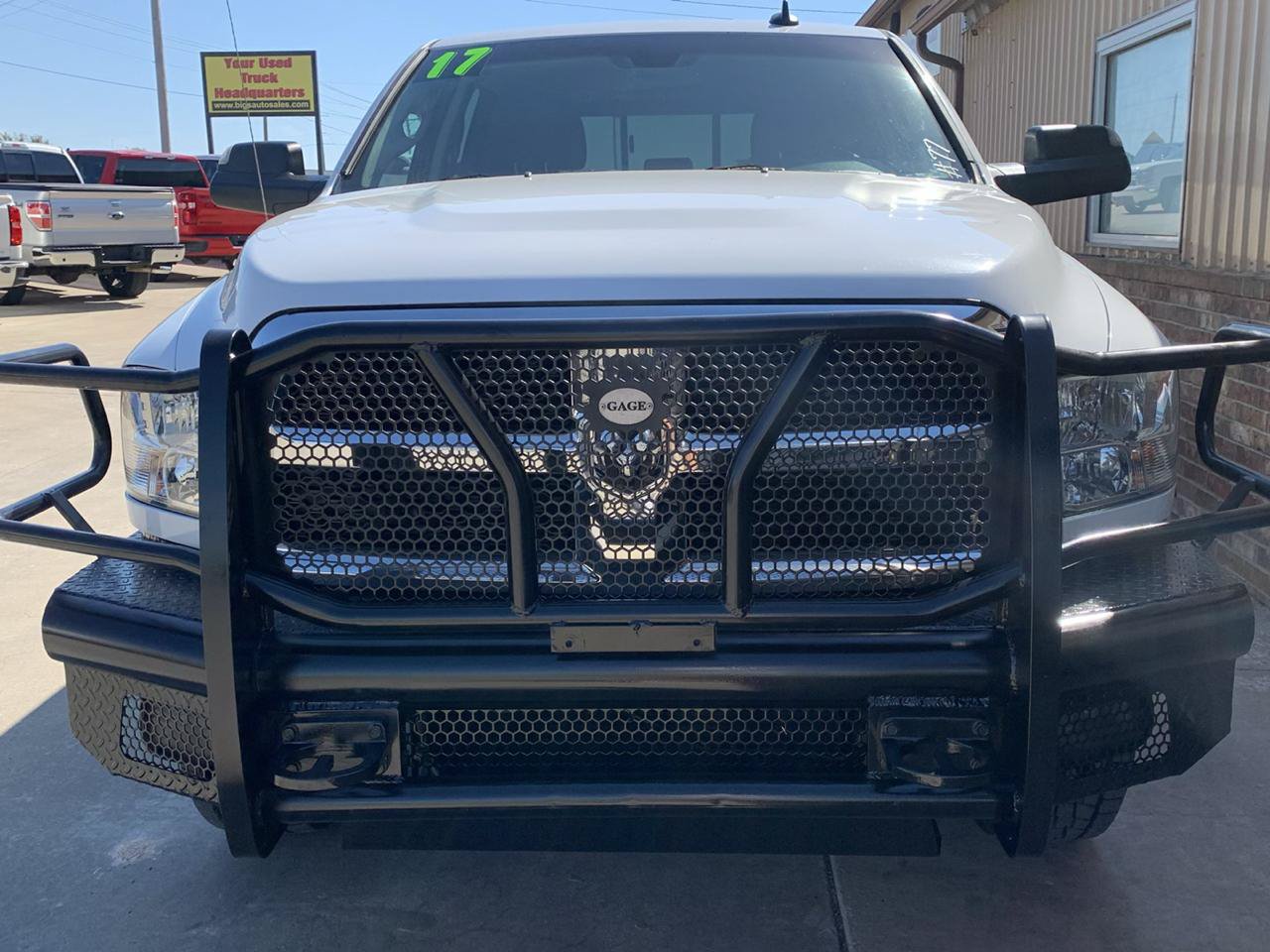 Used 2017 RAM 2500 SLT AWD/4WD image 7