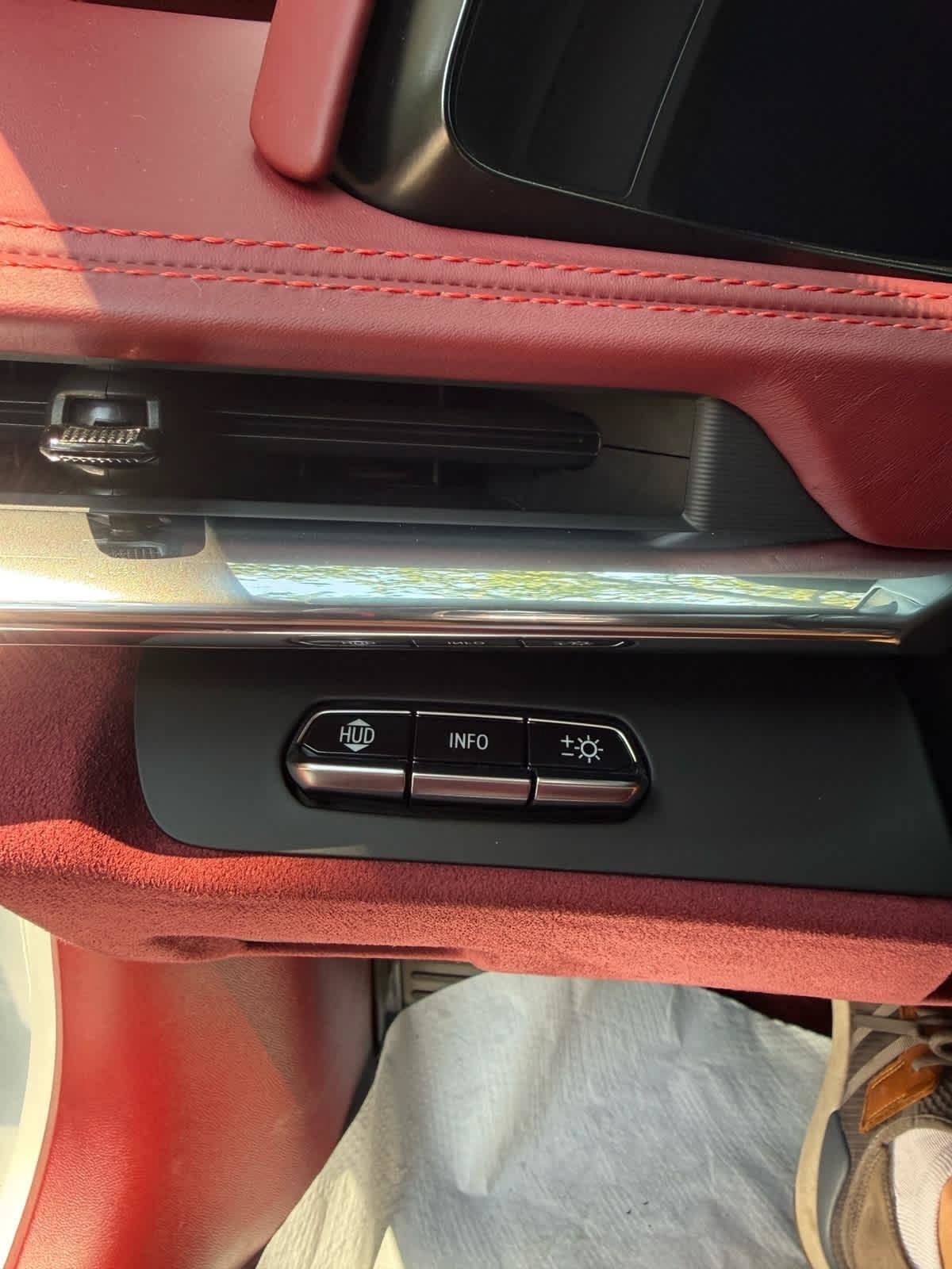 Used 2020 Chevrolet Corvette Stingray Premium Cpe w/ 3LT Preferred Equipment Group RWD image 15