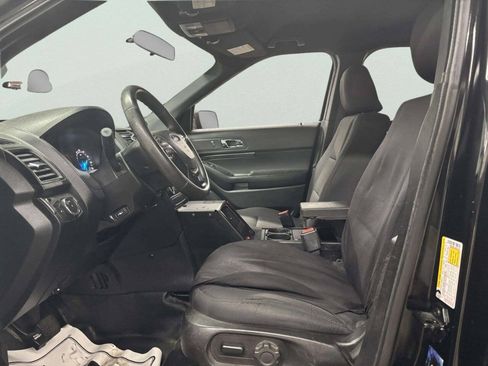 Used 2018 Ford Explorer 4WD Police Interceptor image 12