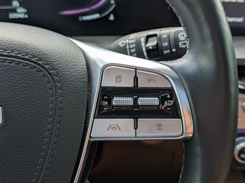 Certified 2025 Kia Telluride AWD image 30