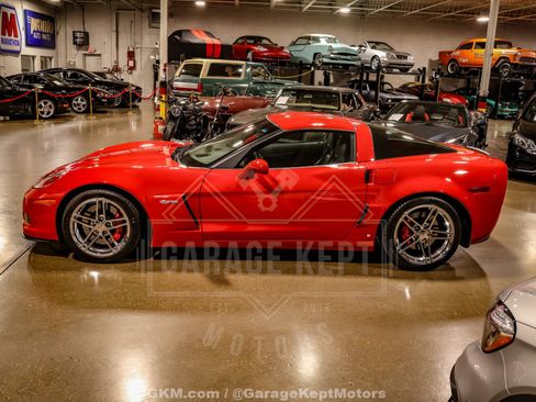 Used 2007 Chevrolet Corvette Z06 w/ Preferred Equipment Group RWD image 5