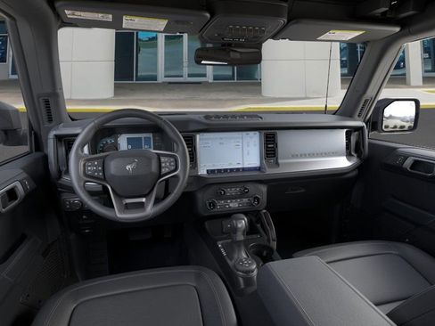 New 2025 Ford Bronco Badlands image 9