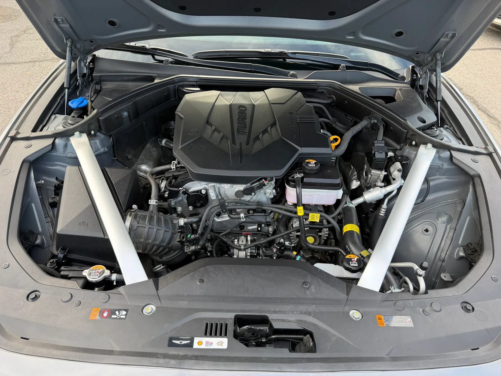 Used 2024 Genesis G70 2.5T RWD image 32