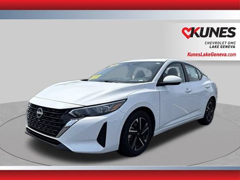 Used 2024 Nissan Sentra SV FWD image 11