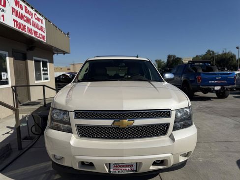 Used 2013 Chevrolet Tahoe LTZ AWD/4WD image 9