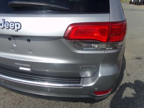 Used 2019 Jeep Grand Cherokee Limited image 9