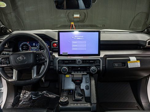 Used 2025 Toyota 4Runner TRD Off-Road Premium image 19