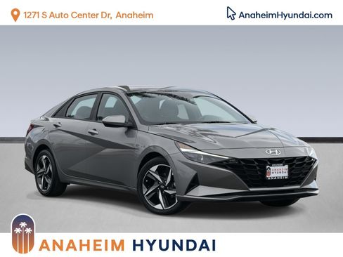 Used 2023 Hyundai Elantra SEL w/ Convenience Package image 1