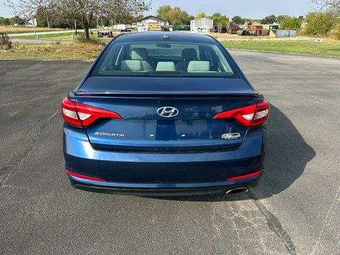 Used 2017 Hyundai Sonata SE image 4