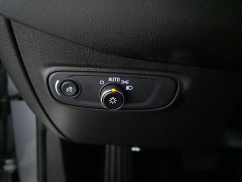 Certified 2024 Chevrolet Equinox RS image 26