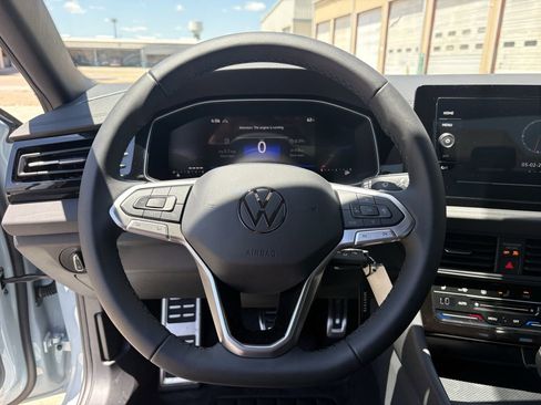 Used 2026 Volkswagen Jetta Sport FWD image 16