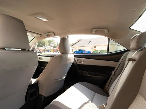 Used 2019 Toyota Corolla LE FWD image 21