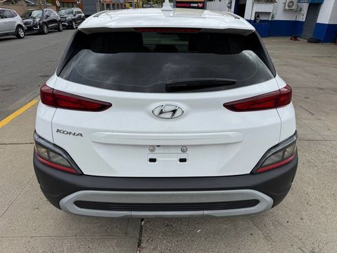 Used 2023 Hyundai Kona SE FWD image 6