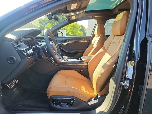 Certified 2026 Audi S8 AWD/4WD image 18