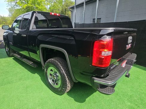 Used 2018 GMC Sierra 1500 4x4 Double Cab w/ Sierra Convenience Package image 9