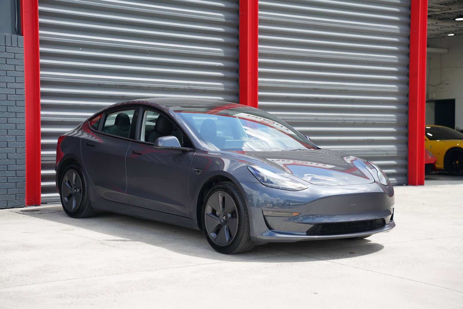 Used 2023 Tesla Model 3 Standard Range RWD image 9