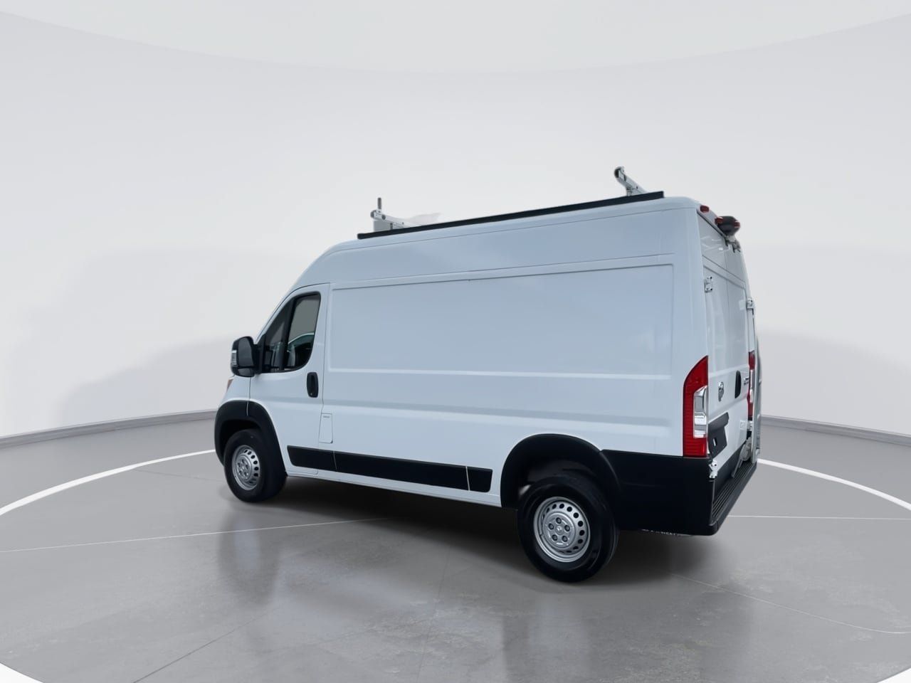 Used 2025 RAM ProMaster 2500 FWD image 12