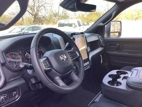 New 2026 RAM 2500 Tradesman AWD/4WD image 31
