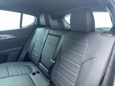 New 2025 Alfa Romeo Tonale w/ Premium Package image 37