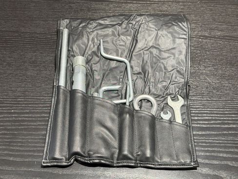 Used 1998 Porsche 911 Carrera S image 50