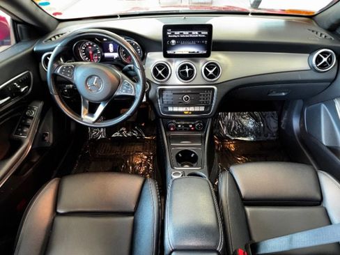 Used 2019 Mercedes-Benz CLA 250 image 18