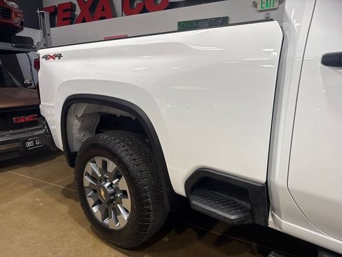 Used 2022 Chevrolet Silverado 2500 Custom w/ Custom Value Package AWD/4WD image 66