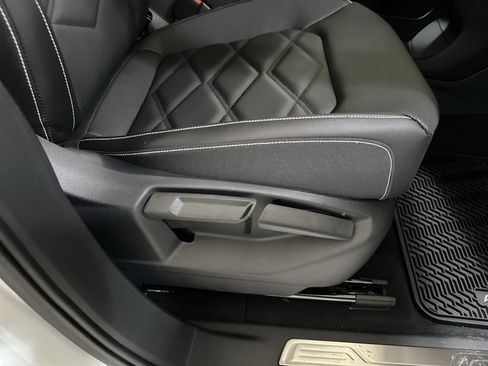 New 2026 Volkswagen Atlas SE image 38