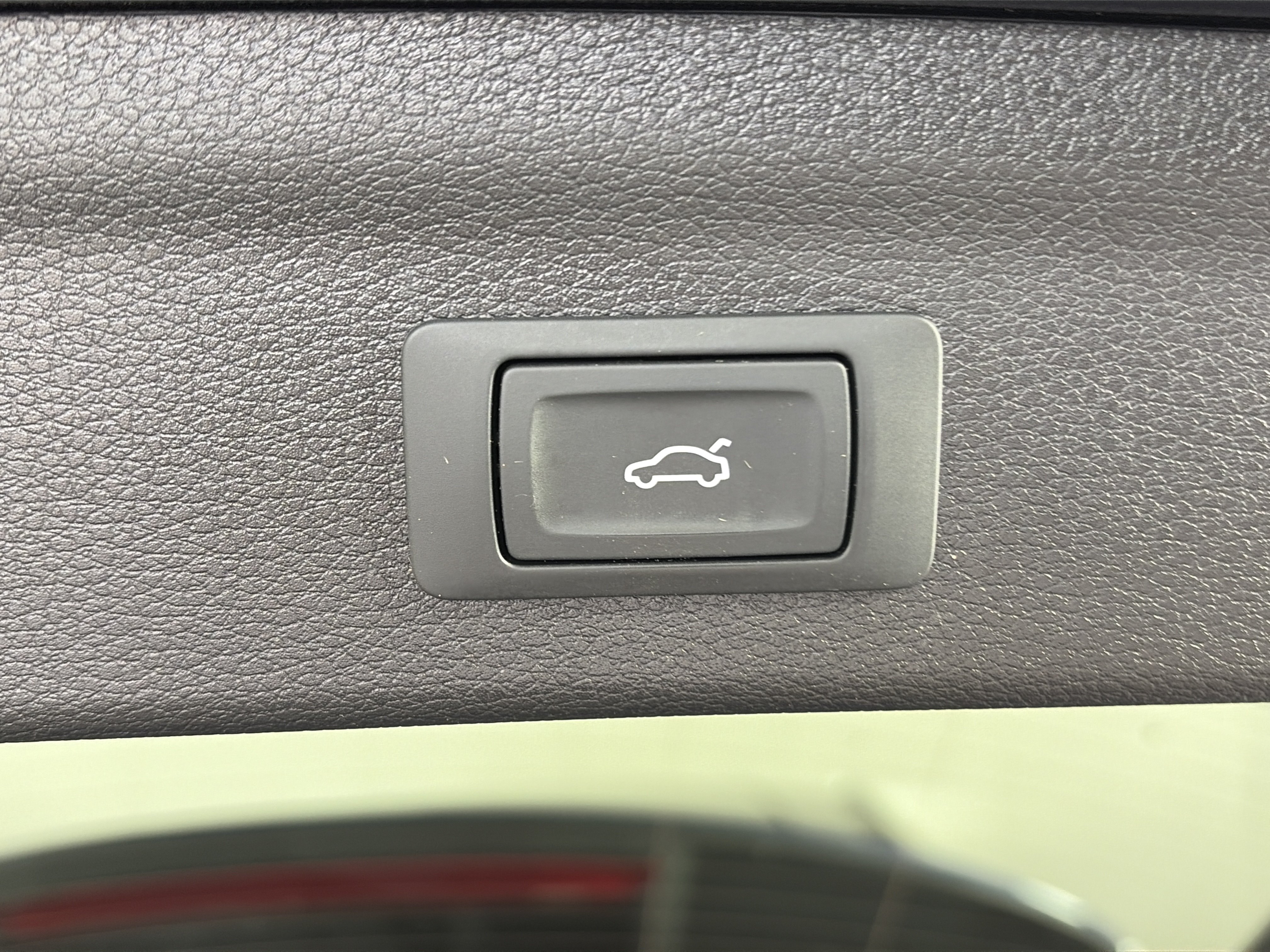 Used 2025 Audi Q3 2.0T Premium AWD/4WD image 15