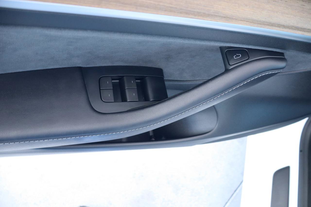 Used 2023 Tesla Model 3 Standard Range RWD image 23