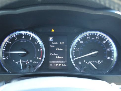 Used 2017 Toyota Highlander XLE FWD image 15
