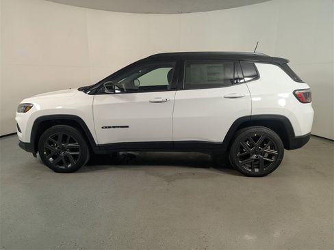 New 2026 Jeep Compass Limited image 3