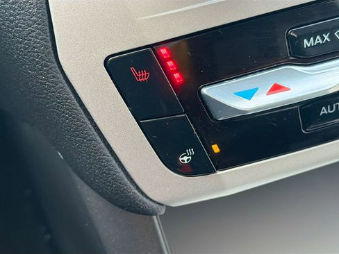 Certified 2023 Ford Explorer XLT w/ Equipment Group 202A image 25