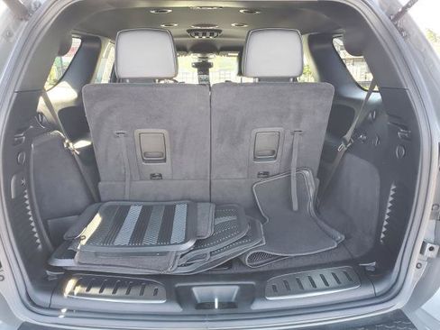 Used 2022 Dodge Durango R/T w/ Blacktop Package AWD/4WD image 29