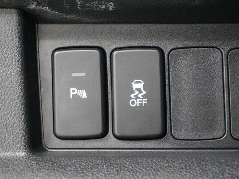 Used 2015 Honda Pilot Touring image 26