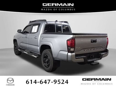 Used 2018 Toyota Tacoma SR w/ SR Convenience Package AWD/4WD image 11