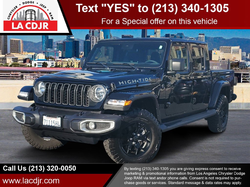 Used 2025 Jeep Gladiator Sport AWD/4WD image 1