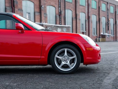 Used 2003 Toyota MR2 image 79