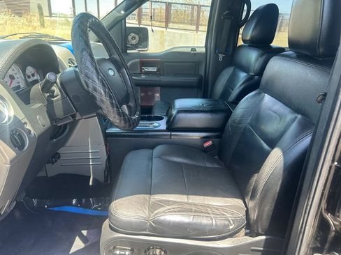 Used 2005 Ford F150 Lariat RWD image 7