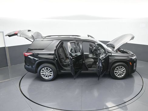 Used 2023 Chevrolet Traverse LT FWD image 73