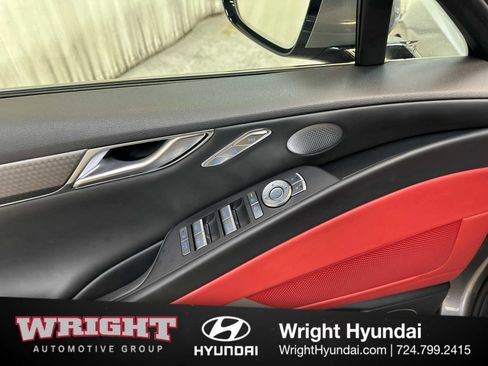 Used 2025 Genesis G80 2.5T Sport Prestige image 10