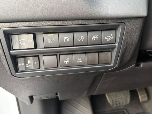 New 2026 Toyota Sequoia Platinum AWD/4WD image 21