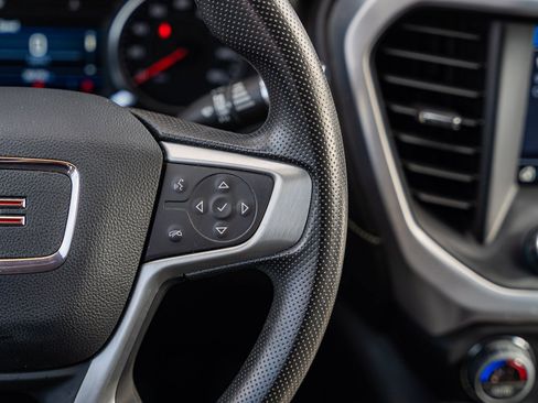 Used 2023 GMC Acadia SLE w/ Driver Convenience Package image 27