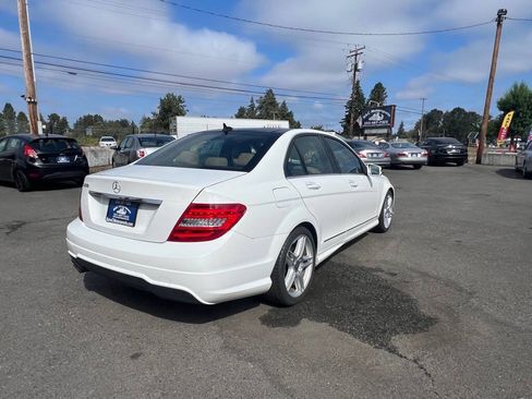 Used 2014 Mercedes-Benz C 250 Sedan image 35
