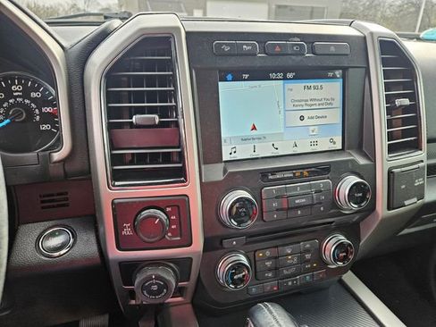 Used 2018 Ford F150 Lariat w/ Equipment Group 502A Luxury image 13