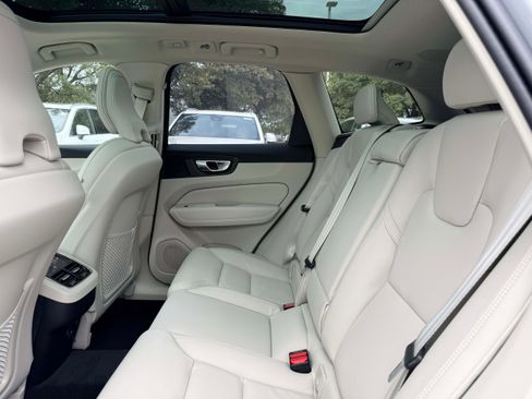 New 2026 Volvo XC60 B5 Ultra w/ Protection Package Premier image 15